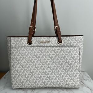 BRAND NEW Michael Kors Travel Tote Bag